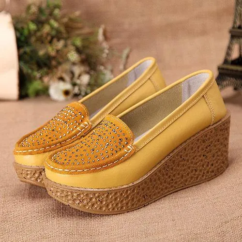 Beaded Pattern Platform Leather Rivet Casual Shoes For Women