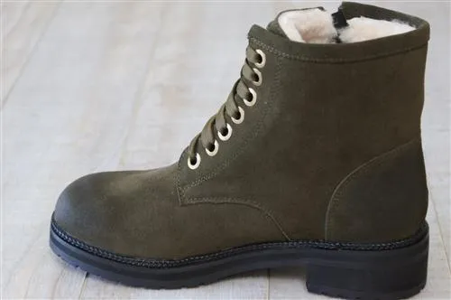 Boot  - Star - Olive