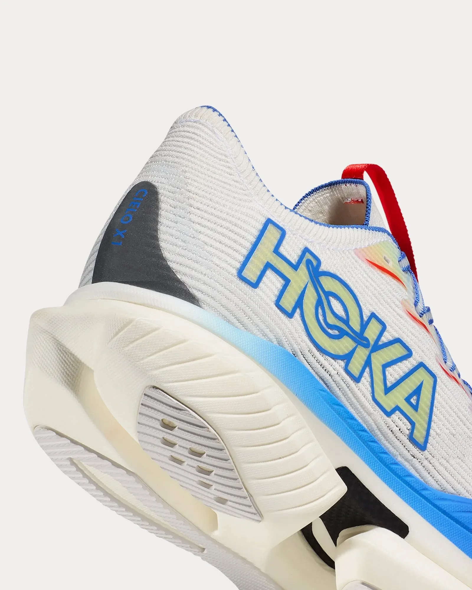 Cielo X1 White / Virtual Blue Running Shoes