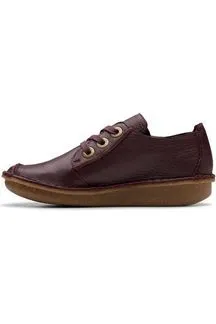 Clark Funny Dream in Wine leather
