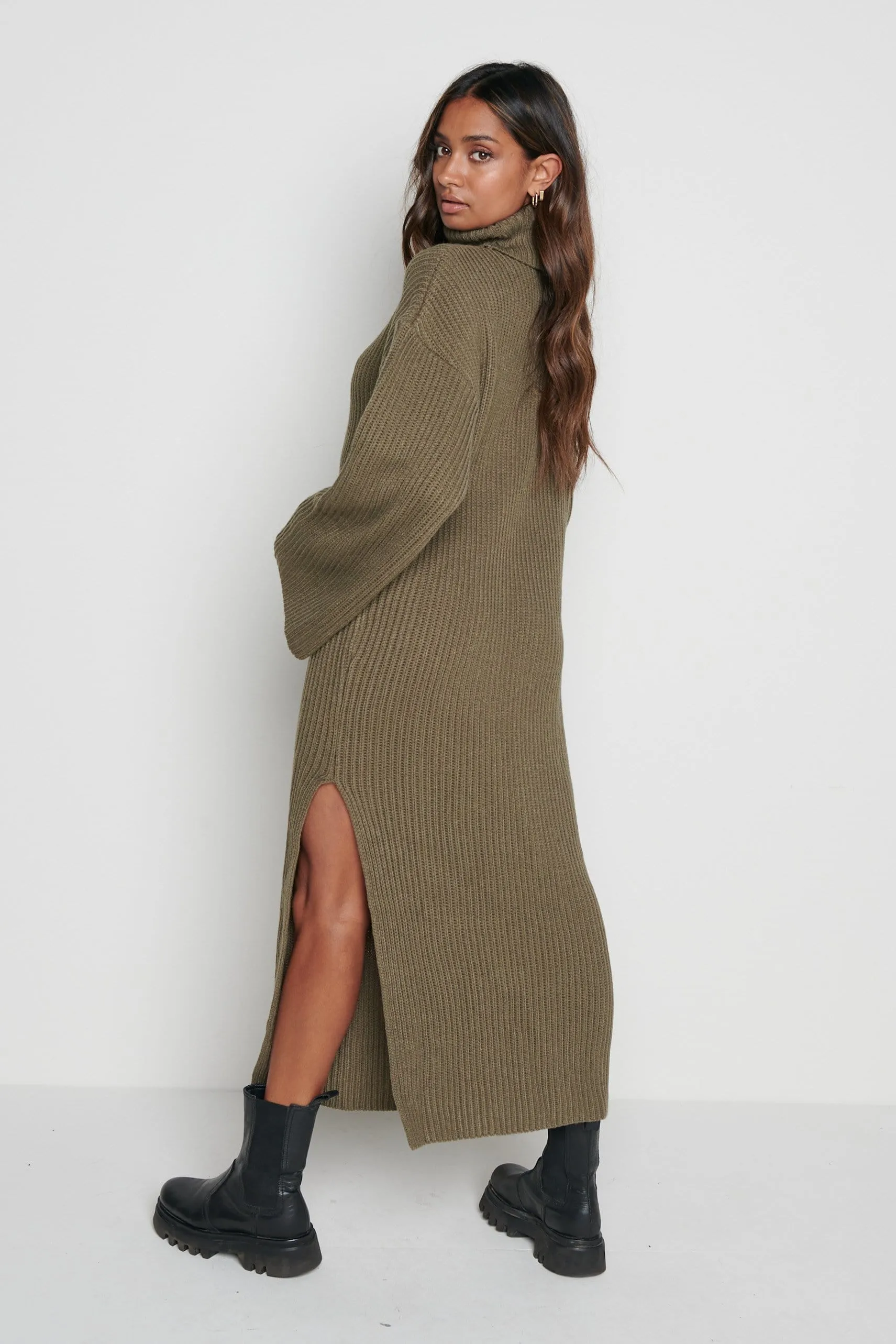 Hattie Ribbed Jumper Dress - Khaki