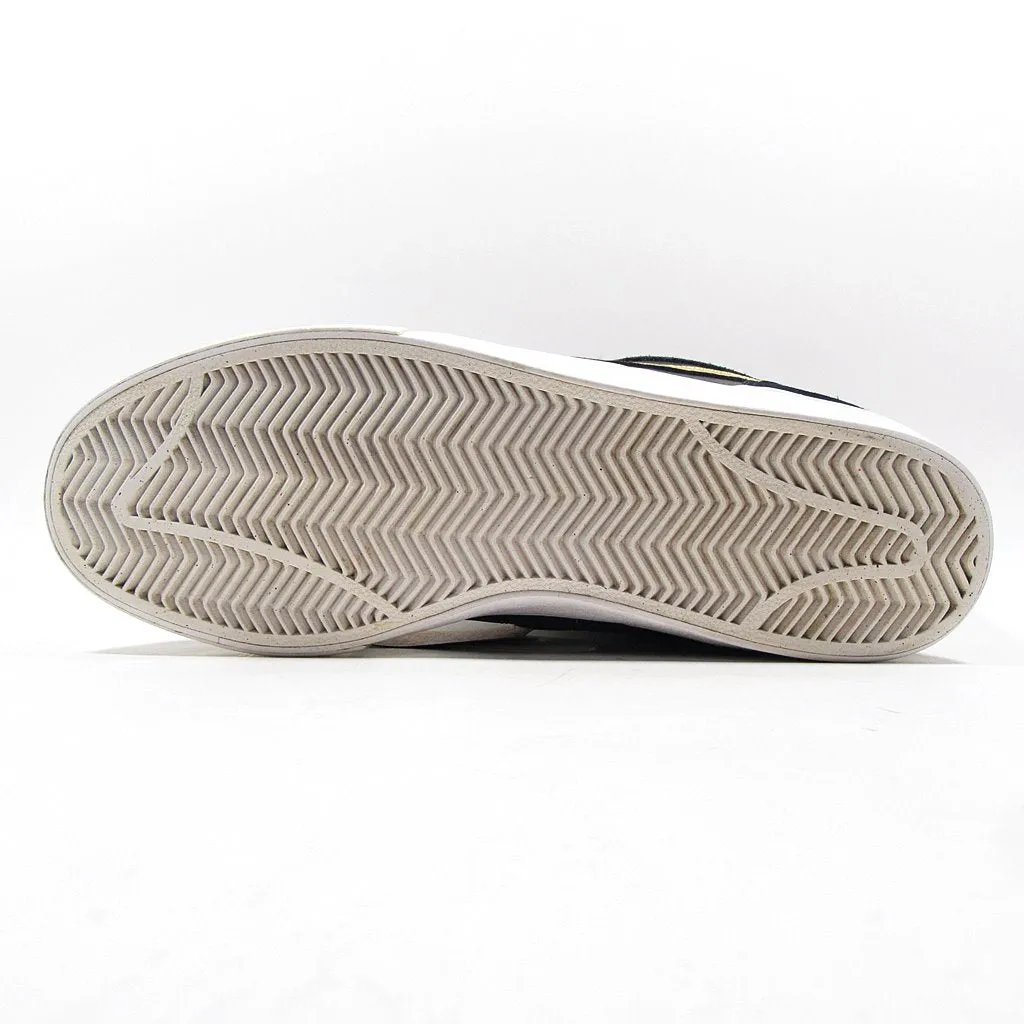 NIKE Isolate