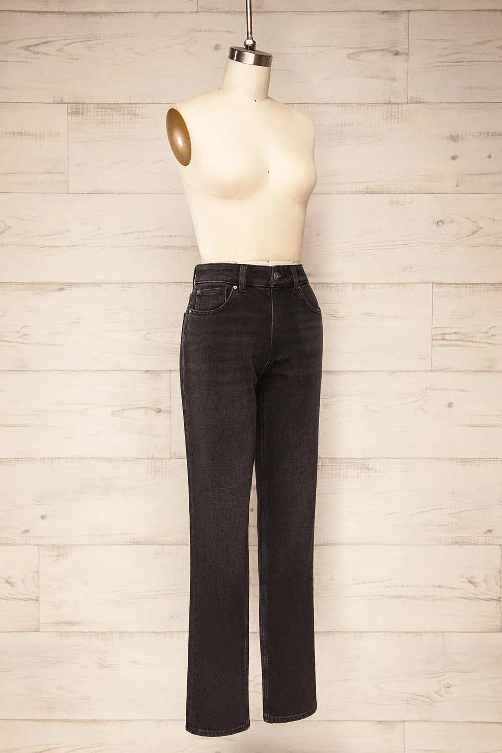 Pleven | Black High-Waisted Straight Leg Jeans