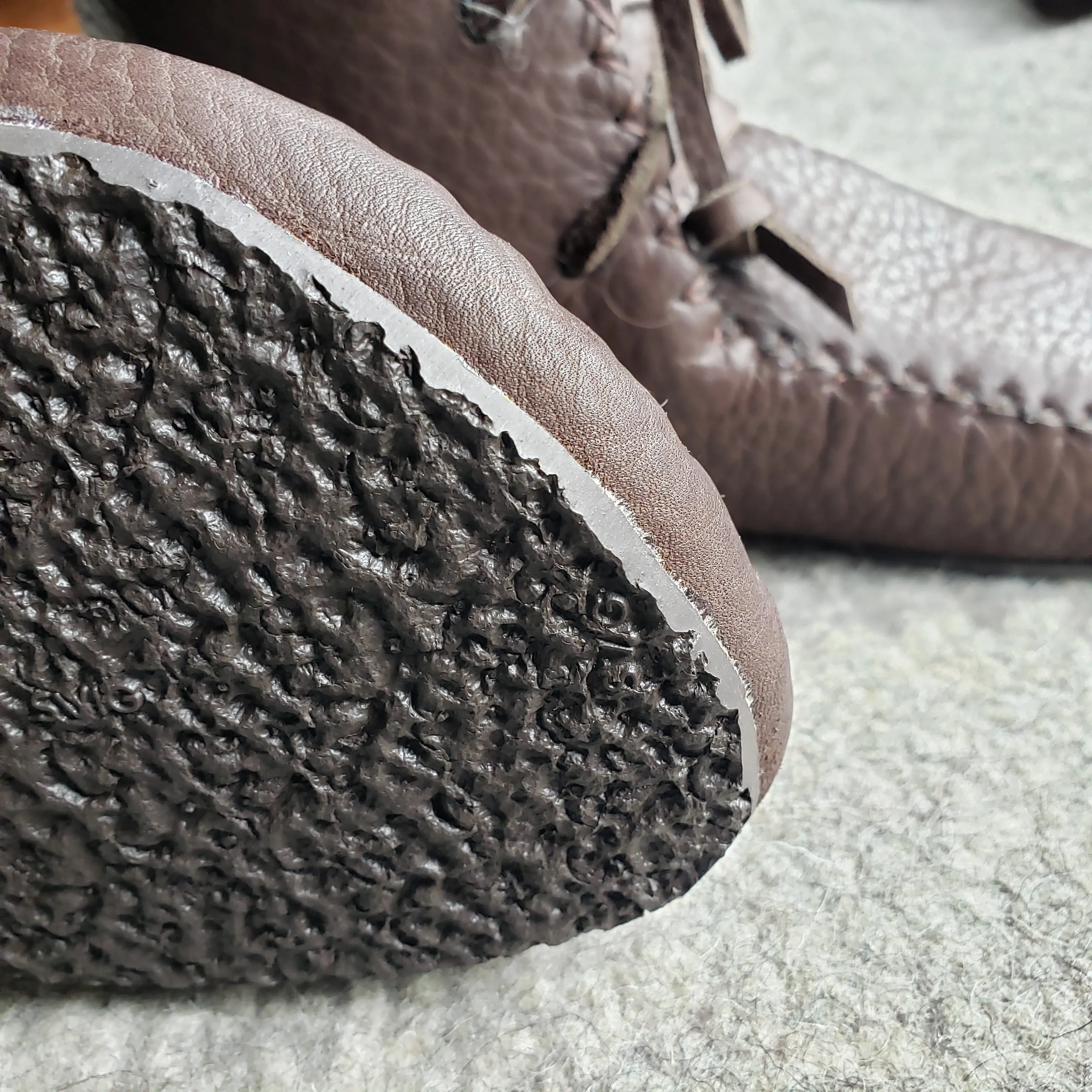 "Laced-Up Boots" Lined with Felt / Custom-Made Barefoot-Boots for Winter