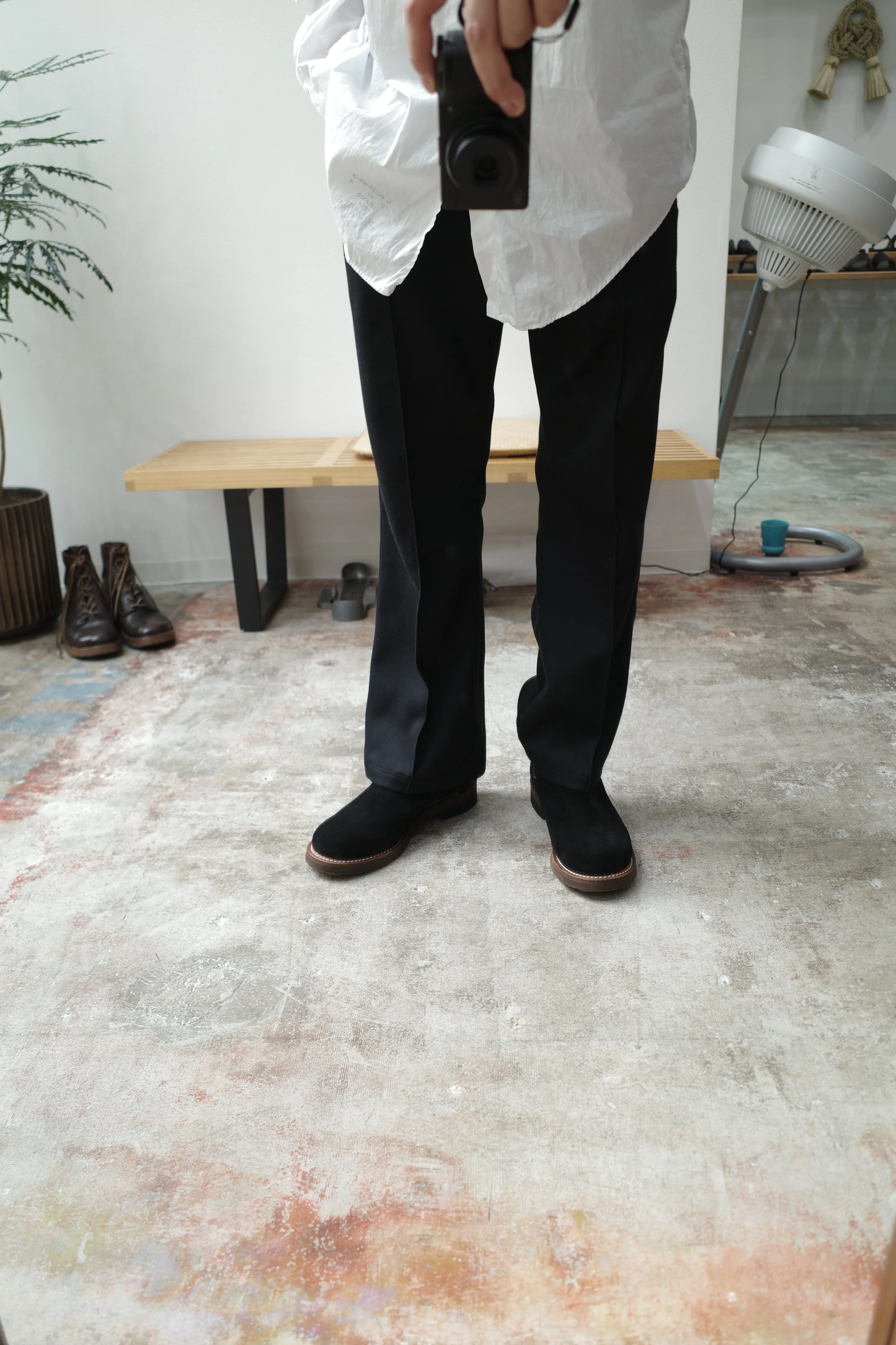 STAN (Black Oil Suede)