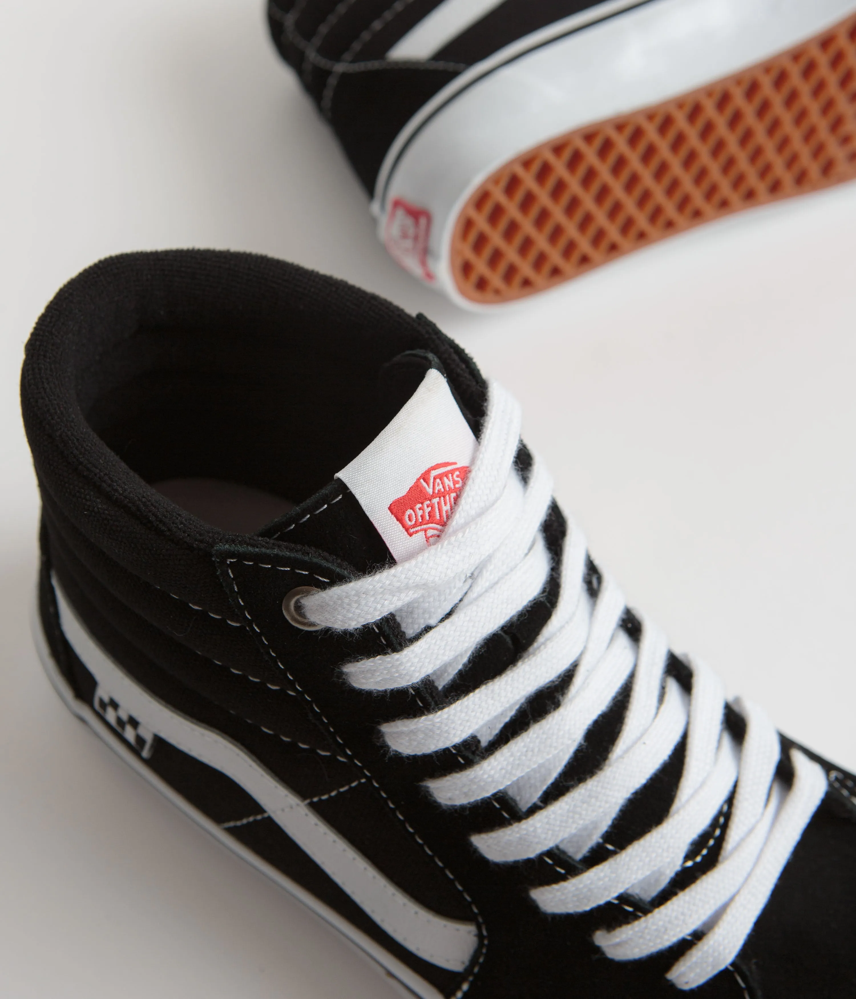 Vans Skate SK8-Hi Shoes - Black / White