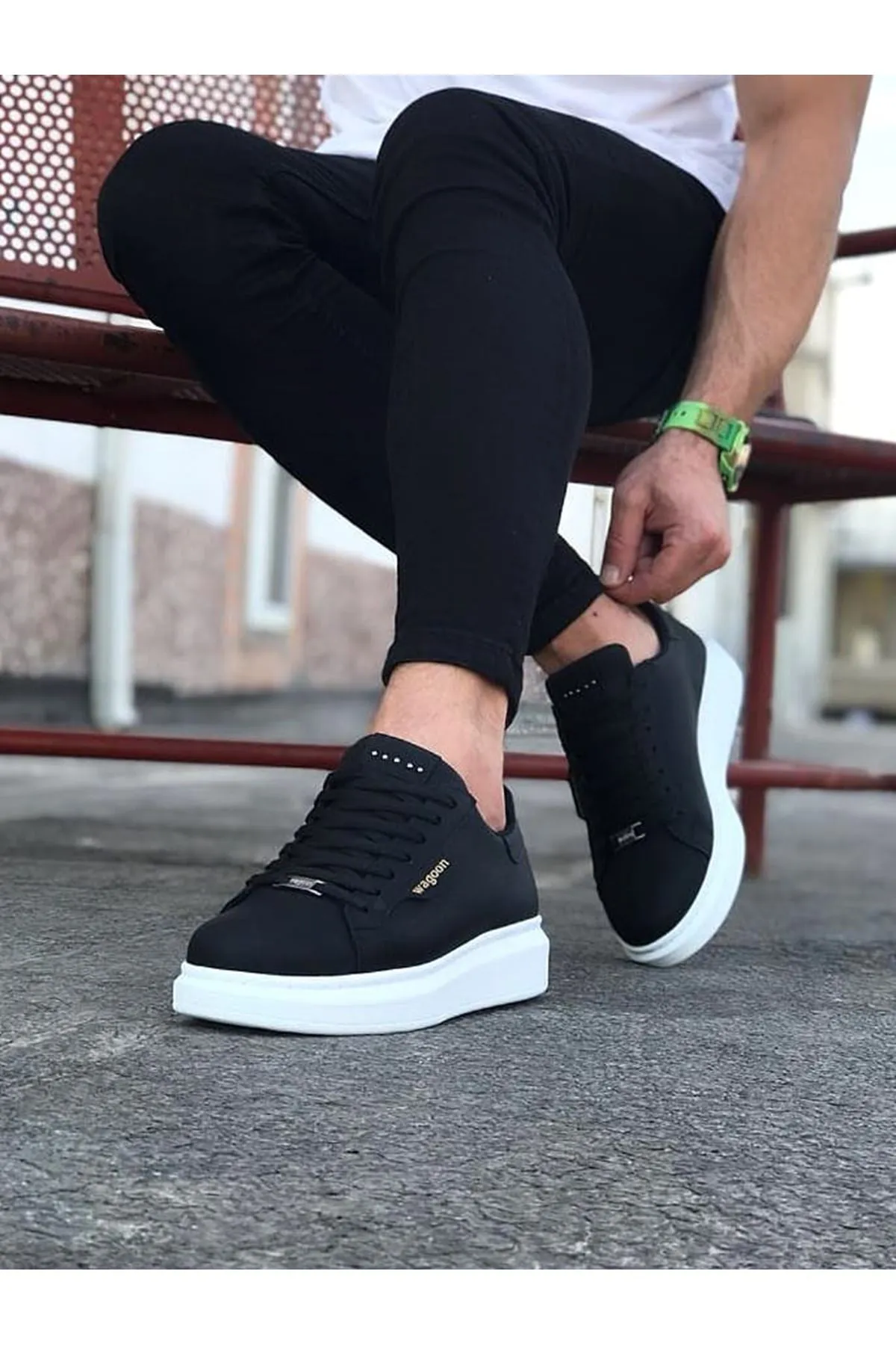 WG01 Black Men's Casual Shoes